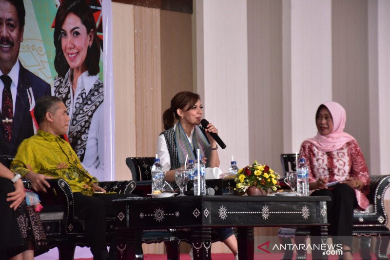Najwa Shihab Motivasi Warga Ntb Gemar Membaca Insidelombok 